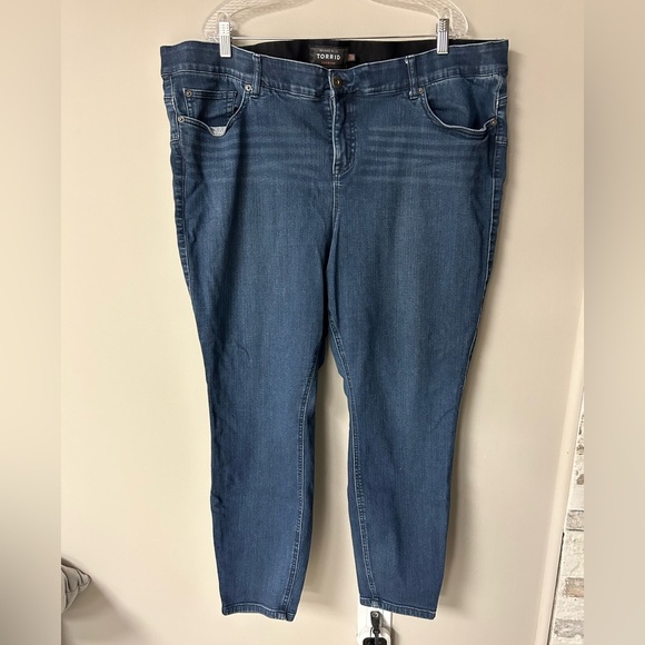 Torrid Blue Denim Skinny Jeans - Picture 1 of 3